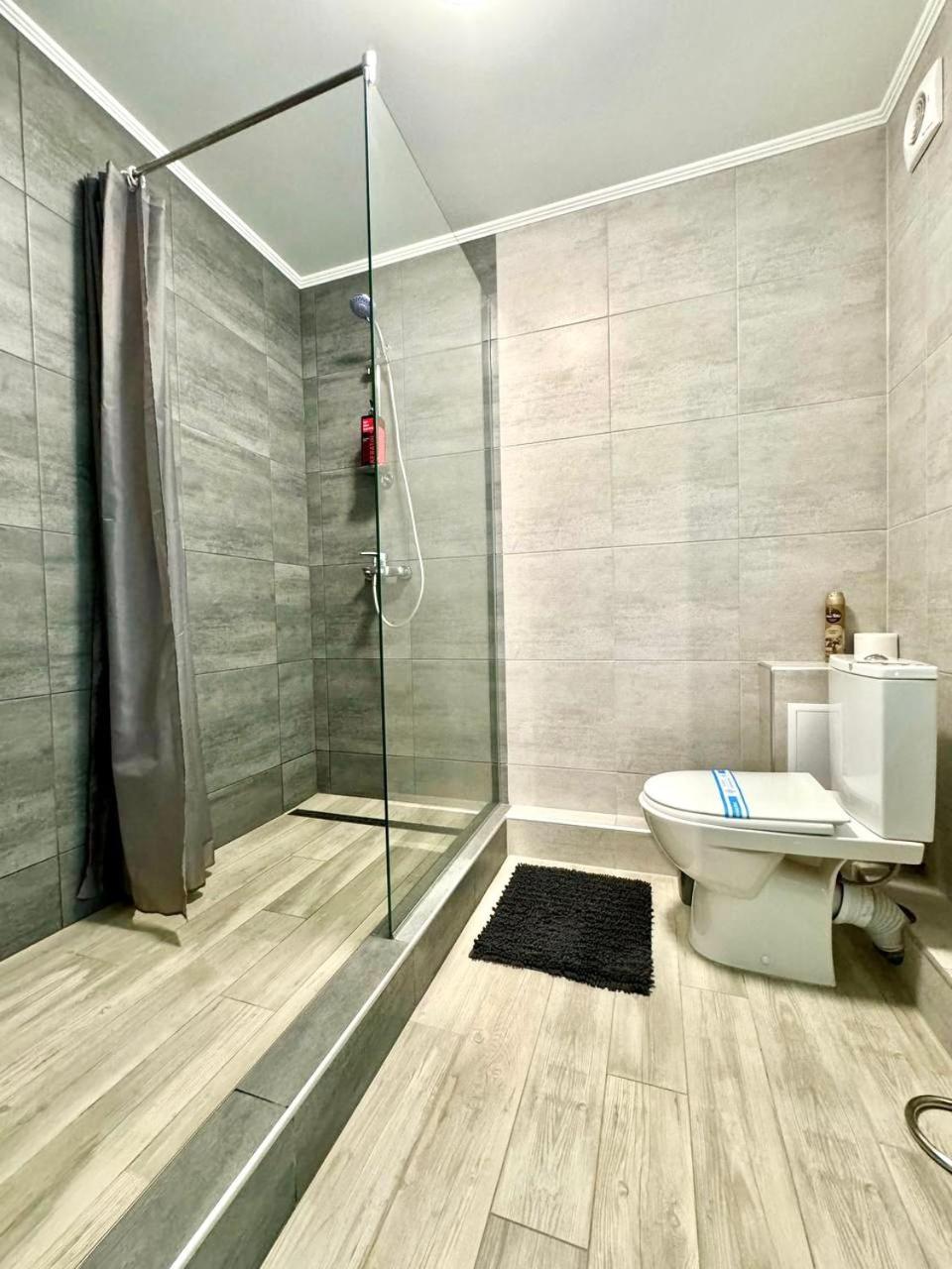 Apartpoltava Апартаменти Бізнес-Класу В Престижній Новобудові З Панорамним Балконом Центр Buitenkant foto